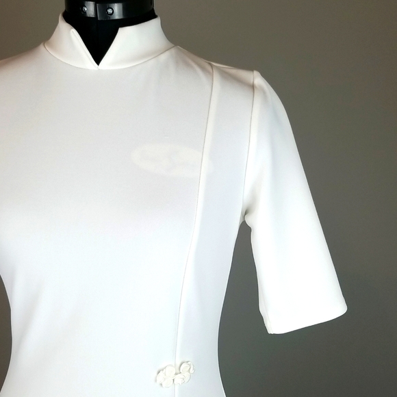 WHITE DRESS - Picture 4 of 5